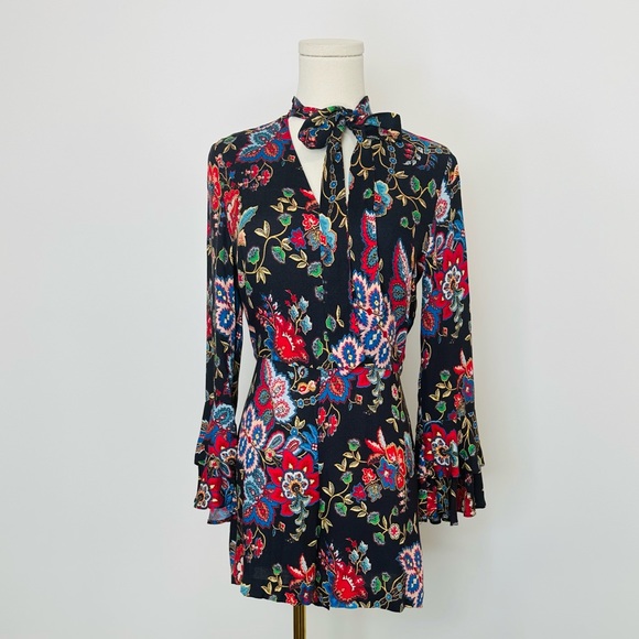Alice + Olivia Floral Romper - Picture 3 of 9